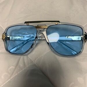 Blue lens aviator sunglasses